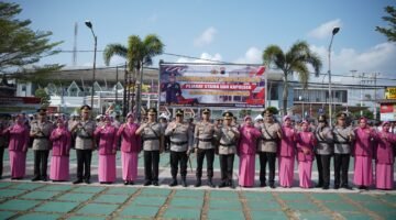 Polres Purworejo Gelar Sertijab 10 PJU dan Kapolsek, Kapolres Tekankan Penyegaran Organisasi