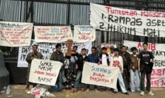 Surat Pertamina Sebut Sudding & Partners Ajukan Blokir 4 SPBU, Massa Sukabumi Soroti Sudding di Komisi III DPR RI