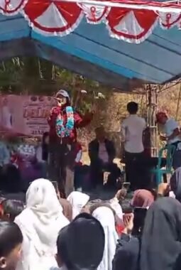 GUNCANG PAKENJENG! RIBUAN PASANG MATA JADI SAKSI KEPULANGAN DELIRA DA-8, GARUT SERASA PUNYA JUARA BARU!