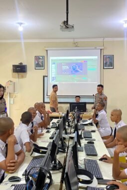 Tak Sekadar Belajar AI, 488 Siswa di Kudus Dibekali Cara Lawan Hoaks dan Penipuan Digital
