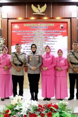 Lepas Kenal Pejabat Utama dan Kapolsek, Kapolres Sragen Lepas Pejabat Lama dengan Hangat, Sambut Pejabat Baru Penuh Semangat