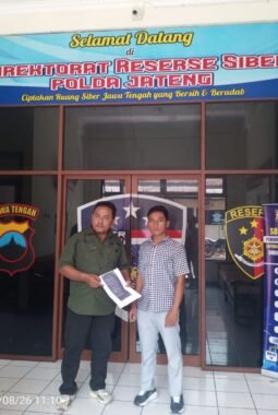 Sugiyono Menghadap Ditres Siber Polda Jateng, Dua Saksi Disiapkan untuk Perkuat Keterangan