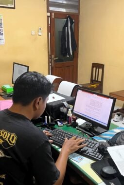 Beraksi di Sejumlah Lokasi, Pencuri Spesialis HP Dibekuk Tim URC Polres Sragen