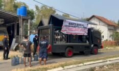 Gandeng Komunitas Kicau Mania, Brimob Polda Jateng Kembali Salurkan Distribusi Air Bersih Bagi Warga Terdampak Kekeringan