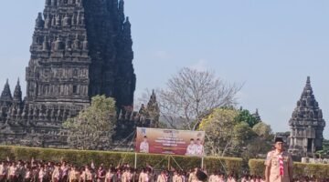 Memakai Seragam untuk Memperkuat Karakter ke-Indonesiaan