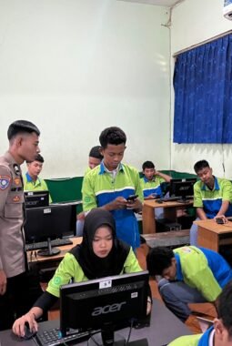 Polres Sragen Gaspol Cetak Generasi Emas, Pelajar SMA Negeri 3 Dibekali Jurus Cerdas Menaklukkan AI
