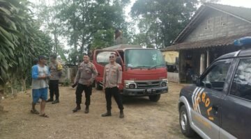 Polsek Ampel Hadir, Warga Ngadirojo Terima Bantuan Air Bersih