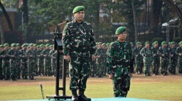 Kasdam IV/Diponegoro Tekankan Disiplin, Kesiapan dan Pengabdian Kepada Masyarakat pada Upacara 17-an