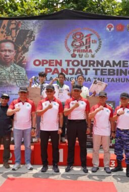 Pangdam IV/Diponegoro Tutup Open Tournament Panjat Tebing Piala Panglima TNI 2026 di Yogyakarta