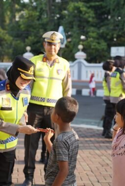 Srikandi Menyapa Warnai CFD Purworejo, Polisi Hadir dengan Pendekatan Humanis