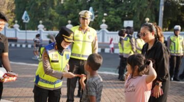 Srikandi Menyapa Warnai CFD Purworejo, Polisi Hadir dengan Pendekatan Humanis