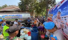 HUT Propam Polri ke-24, 24.000 Liter Air Bersih Disalurkan untuk Warga Jatirunggo.