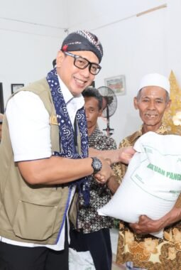 BULOG Salurkan 3.118 Ton Beras Secara Masif Untuk Jamin Akses Pangan Bagi Masyarakat Purworejo Jateng