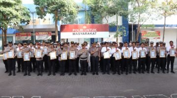 Apresiasi Kinerja Personel, Polres Kudus Berikan Penghargaan kepada 70 Anggota dan Mitra Polri