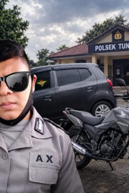 Unik..!!! Oknum Anggota Polsek Tuntang Diduga Jual Mobil Rental, Jaminan Motor Dinas Polisi Jadi Sorotan