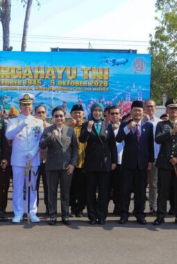 HUT TNI Ke-81, Kodim 0703/Cilacap Gelar Upacara Bersama Forkopimda, Perkuat Kemanunggalan TNI dan Rakyat