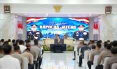 Arahan Kapolda Jateng Pada Seluruh PJU dan Kapolres Jajaran : “Polisi Bersama Masyarakat Harus Terwujud dalam Pelayanan Nyata”