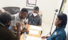 Tersangka Penyelundupan 1,2 Kg Emas di Bandara Syamsudin Noor Diperiksa, Didampingi Adv. H. Rachmad Fadillah, S.H.