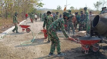 Danramil 19/Trucuk Kapten Inf. Widoyo Pimpin Apel Pagi dan Doa Sebelum Pekerjaan Dimulai