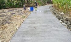 Jalan Rabat Beton Gumelar Lor Tuntas, Progres Sawangan Capai 64 Persen dalam Bakti TNI AD untuk Rakyat