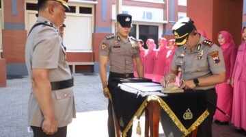 Kapolres Kudus Pimpin Sertijab Empat PJU, Tekankan Pelayanan Humanis dan Kedekatan dengan Masyarakat