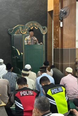 Subuh Keliling Ceria, Wakapolres Sragen Hadir Menyapa Umat, Perkuat Kedekatan Polisi dan Masyarakat