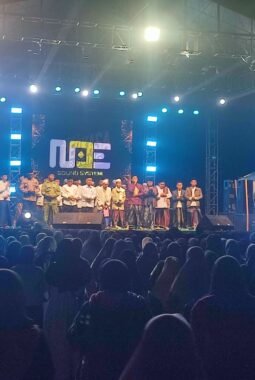 Camat Kedungbanteng Sosialisasikan UHC Banyumas di Haul Massal dan Peringatan Hari Santri 2026