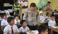 Polisi Peduli pendidikan, Kapolres Semarang sambangi SD Negeri 01 Susukan
