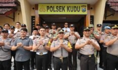 Kapolres Jombang Tatap Muka dengan Personel Polsek Jajaran, Tekankan Profesionalisme dan Pelayanan Humanis