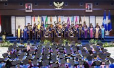 Wisuda ke-184, UNDIP Kukuhkan 3.285 Lulusan, Tegaskan Komitmen sebagai Kampus Berdampak