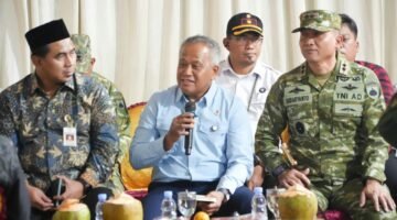 Pangdam IV/Diponegoro Dampingi Wamentan Tinjau Sentra Sapi Perah, Dukung Target Swasembada Susu Nasional